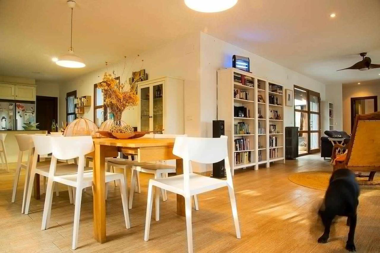 Allotjament i esmorzar Masia Aitona